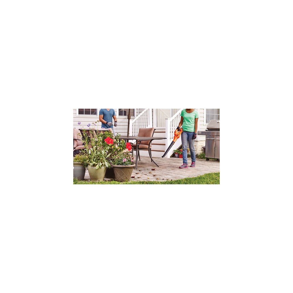 BLACK+DECKER 20V Max Lithium Sweeper - LSW221
