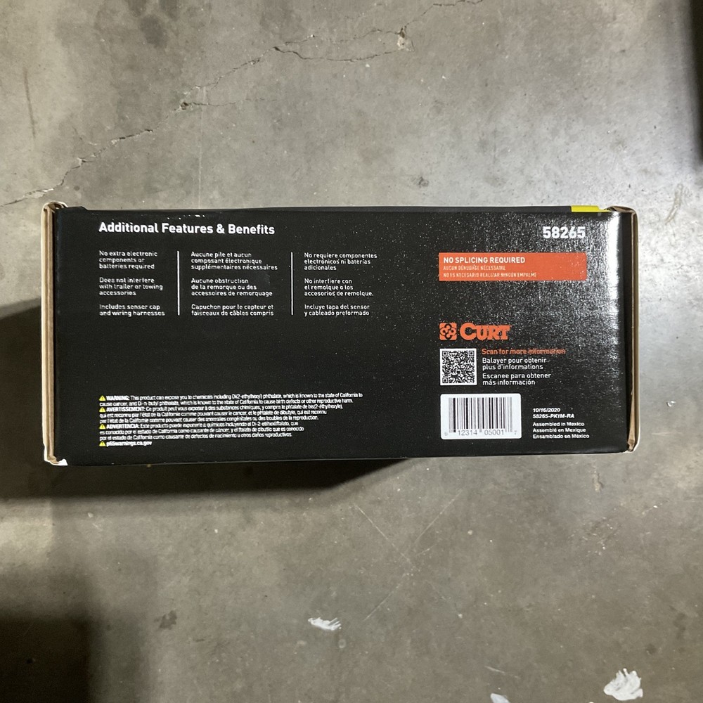 CURT 58265 Protective GMC MultiPro, Chevy Multi-Flex Tailgate Sensor for Towing