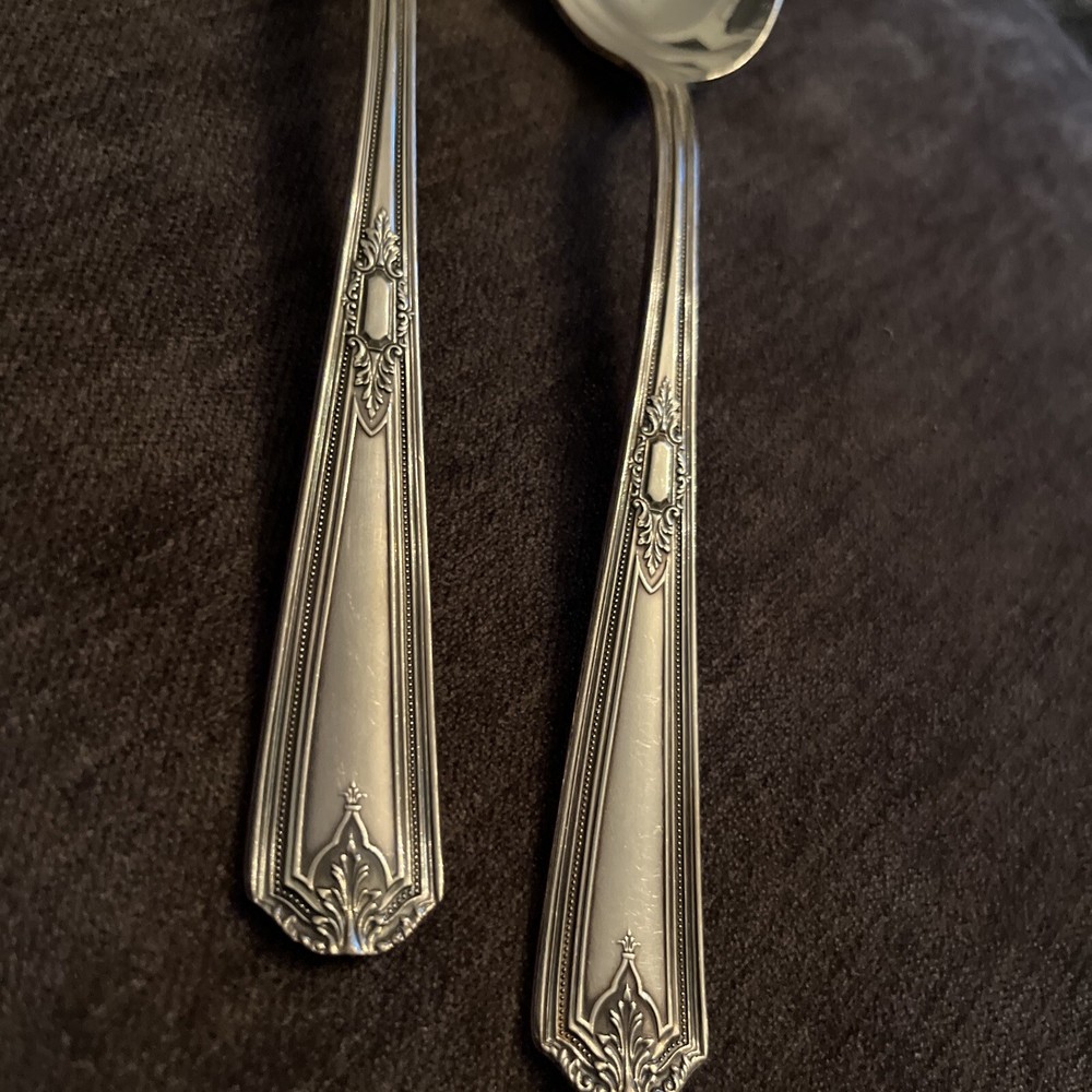 2 R&B Rogers & Bros LYRIC Pattern Silverplate Flatware Solid Serving Spoons 8.25