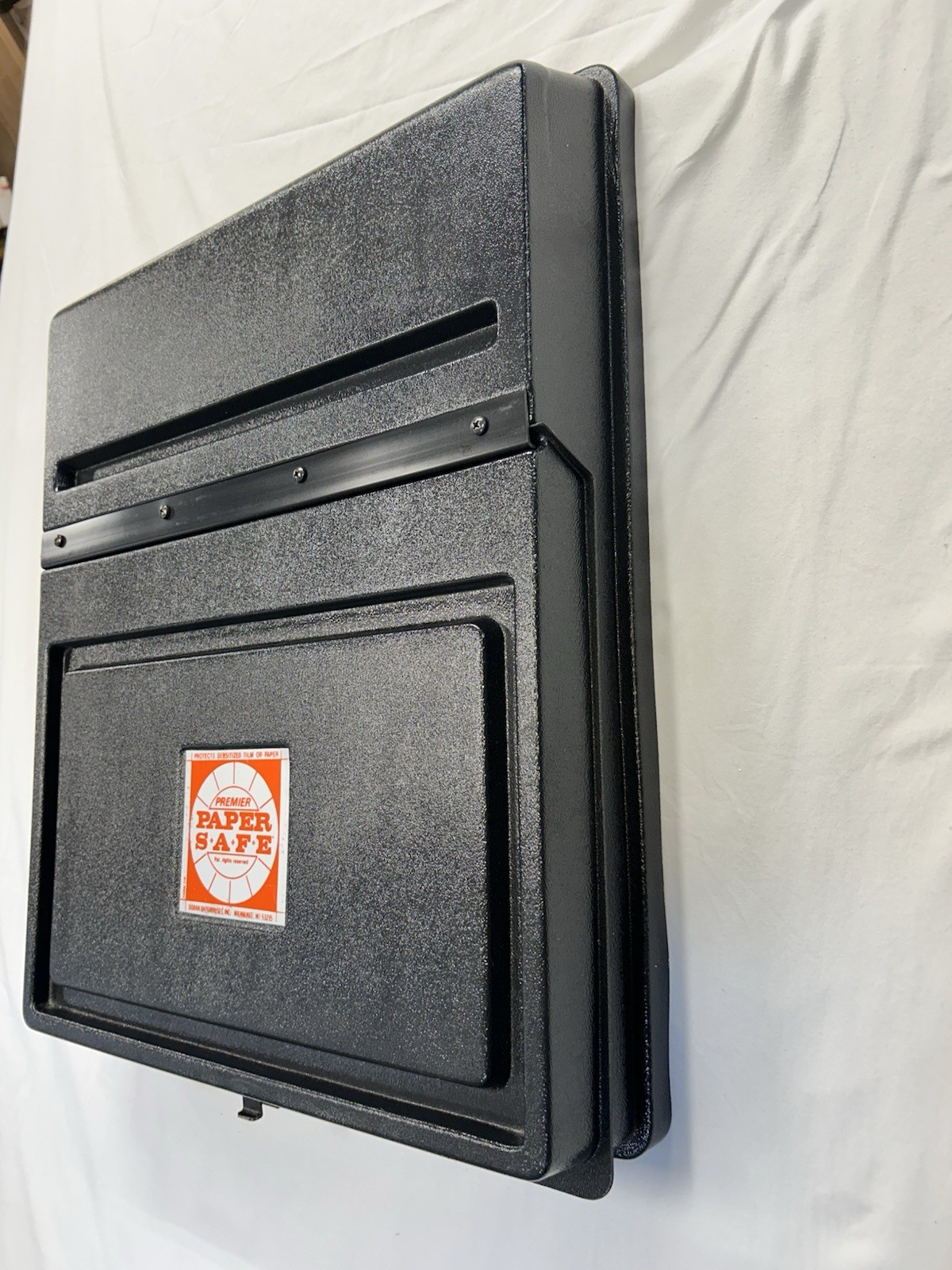 Large Premier Paper Safe 16x20 Art/Photo Protection