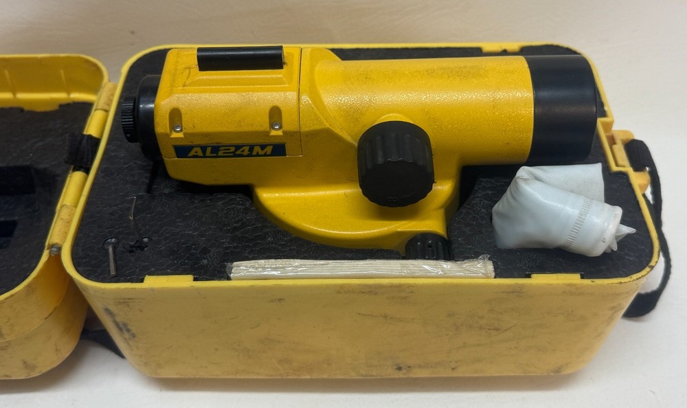 Spectra Precision AL24M Auto Level with Magnetic Dampened Compensator & Case