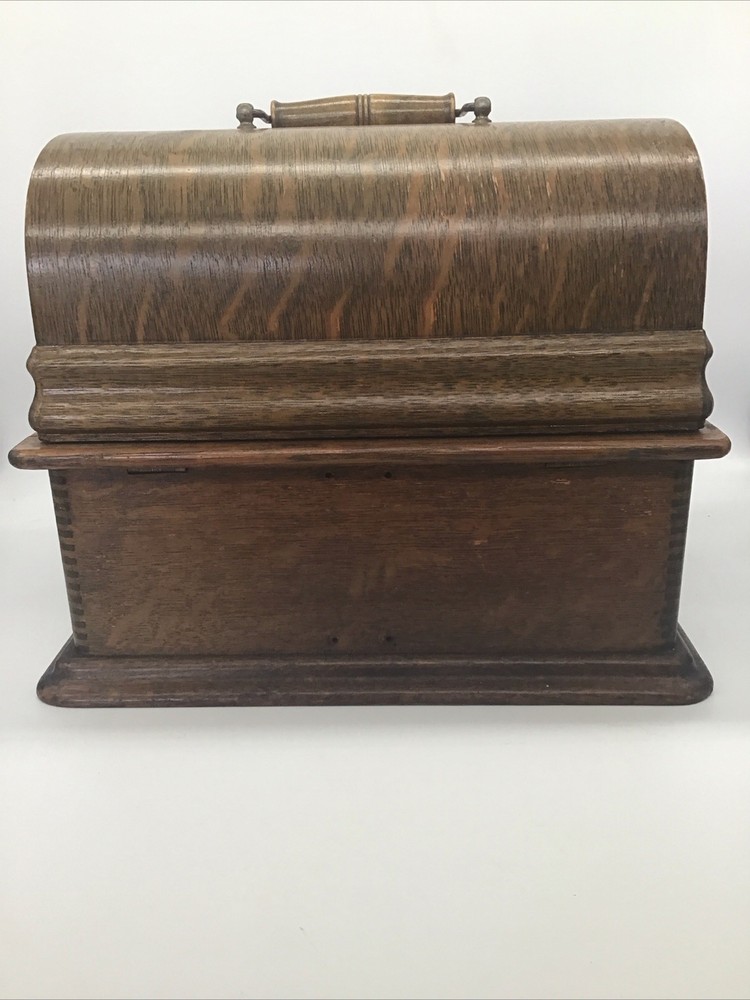 Edison Standard Phonograph Model A cylinder player