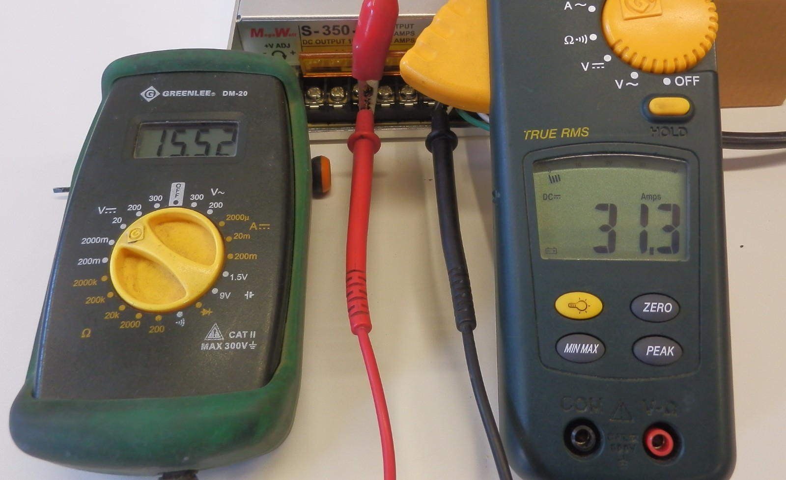 33 Amp HF Radio Power Supply 10-15 VDC 13.8V 12V 30A Real Megawatt® W/ 120V Cord