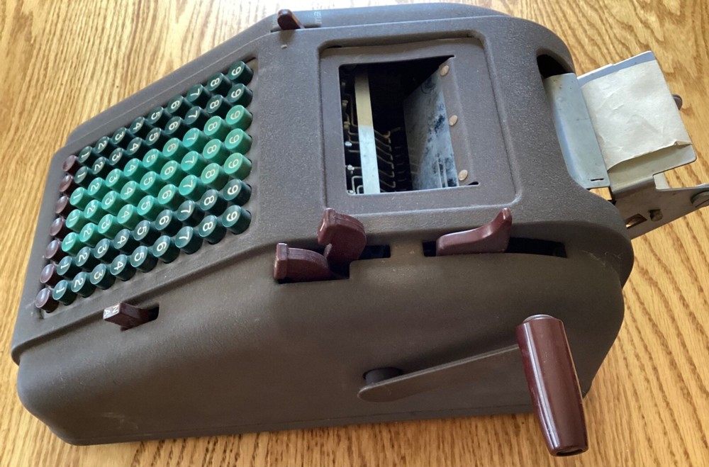 Smith & Corona Hand Crank Adding Machine, Vintage model