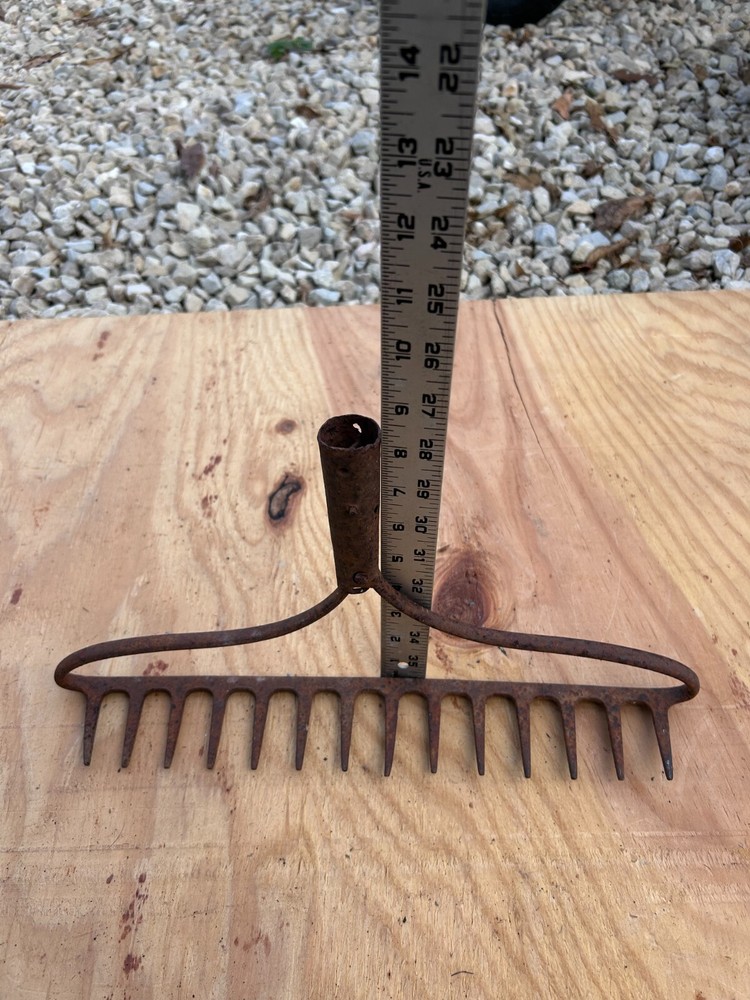 Rake Head Rusty Rustic no handle Original Vintage Primitive Metal