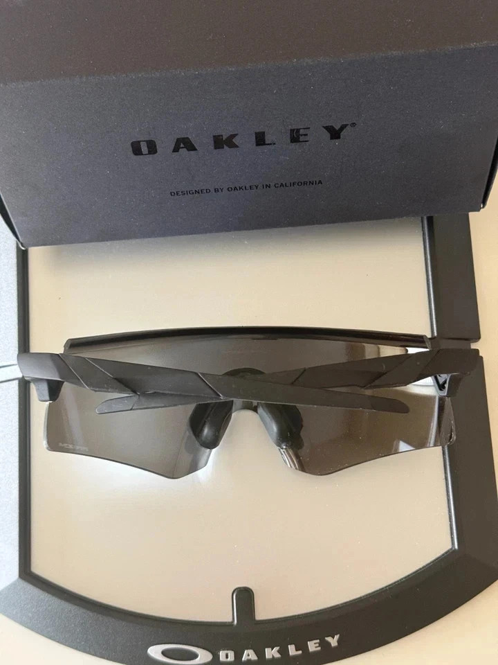 Oakley Encoder OO9472 Sunglasses Matte Black Frame PRIZM Mirror Lens