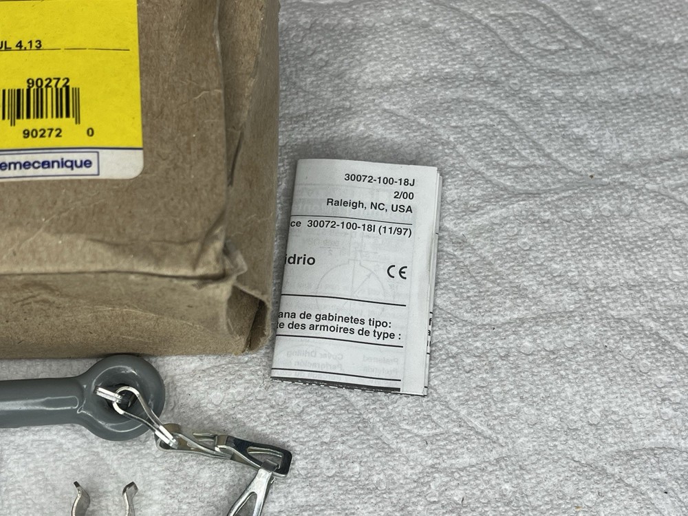 SCHNEIDER SQUARE D 9001K15 30mm Push Button, Type K, Emergency Break