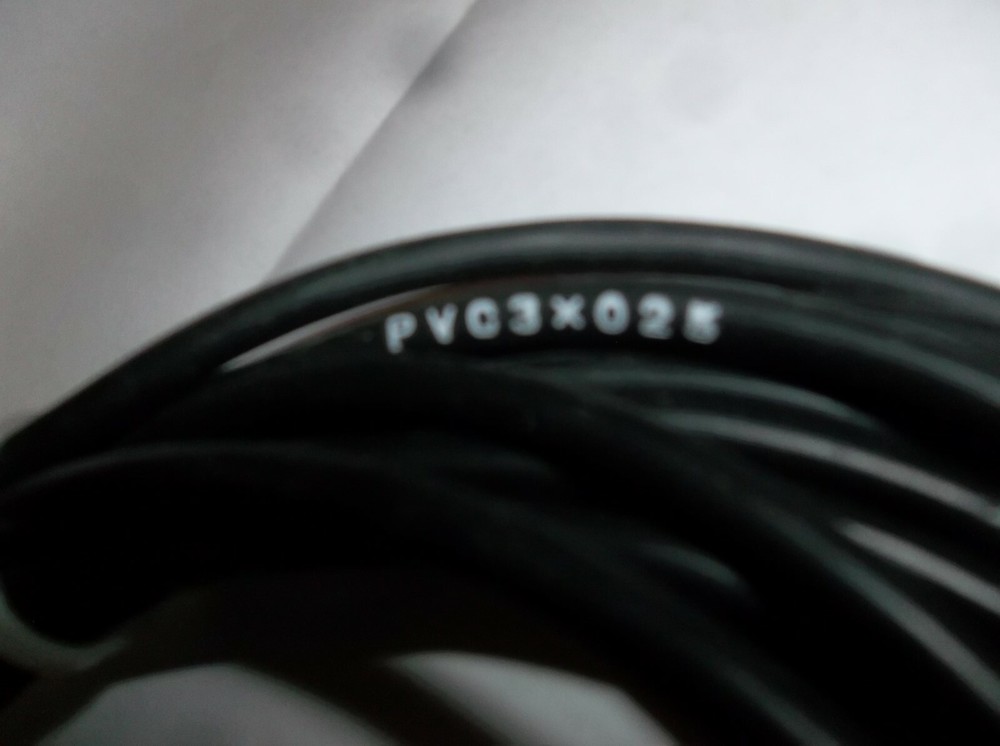 ORIGA TYPE IS PROXIMITY SENSOR SWITCH With PVC3X025