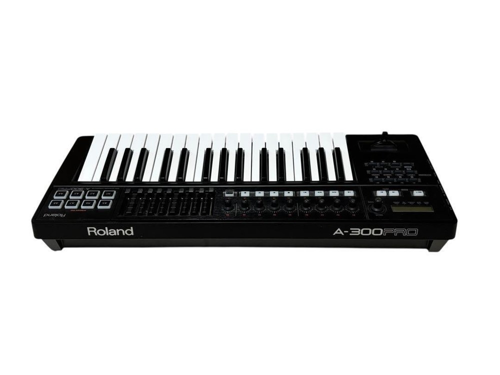 Roland A-300PRO-R MIDI Keyboard Controller 32-Key USB DAW Controller Tested JP