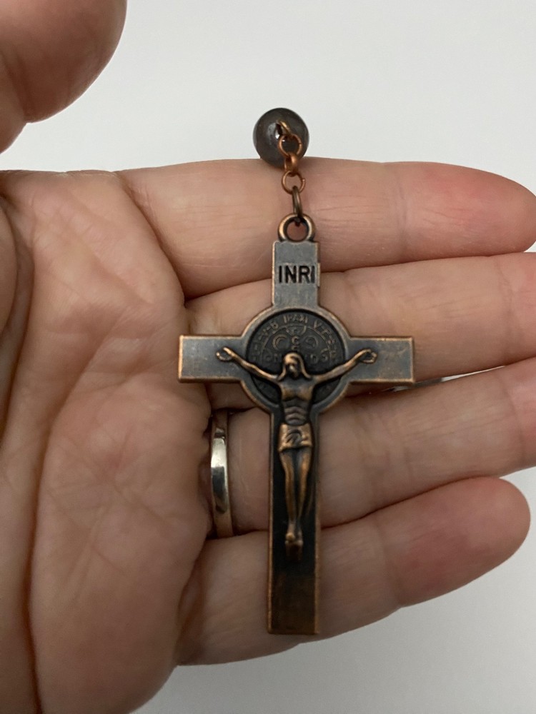 St Benedict Crucifix Glass Rosary Prayer Beads &Pouch Rosario Crucifijo Benito