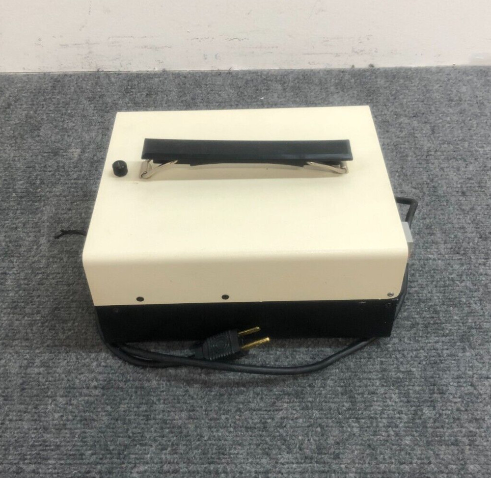 Aztec Teclite-T-150 Medical Light Source