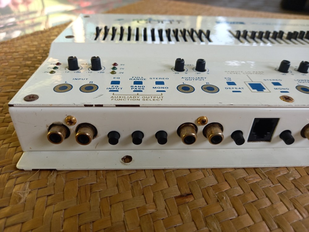 Old School Phoenix Gold EQ 215X