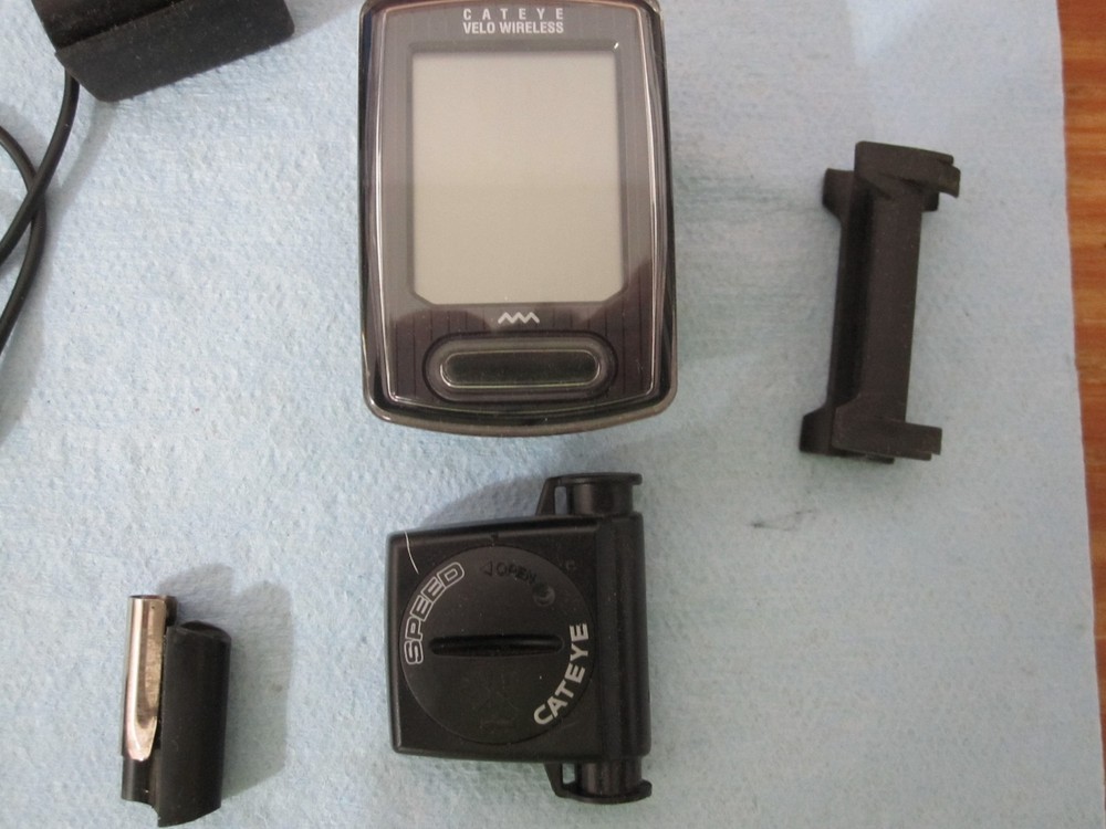 Cateye Wireless Bike Computers and Sigma Bike Computer