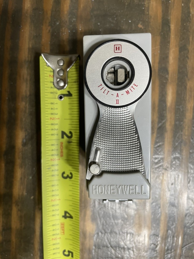 Honeywell Tilt-A-Mite Camera Flash Attachment - untested