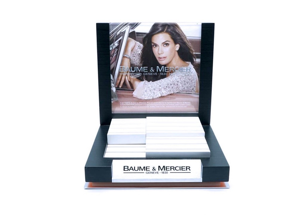 BAUME & MERCIER watch display case. USED!