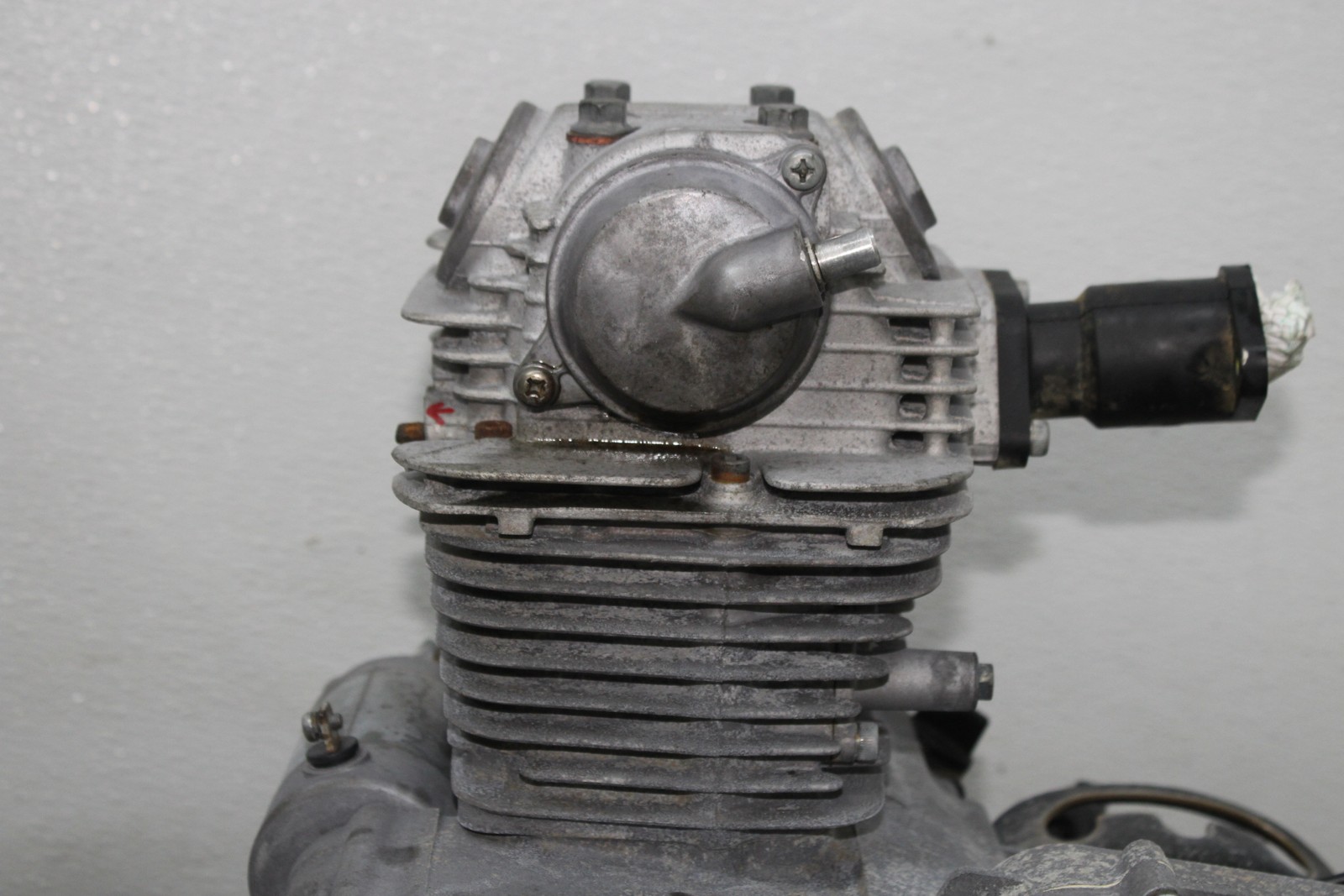 04-13 YAMAHA GRIZZLY 125 ENGINE MOTOR HEAD CASES CRANK SHAFT RUNS!