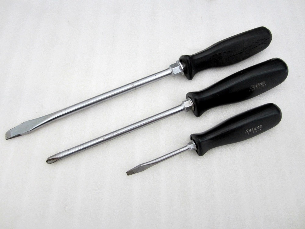 Vintage Snap-on Screwdrivers STD3 STDP63 STD8 Triangle Hard Handles USA