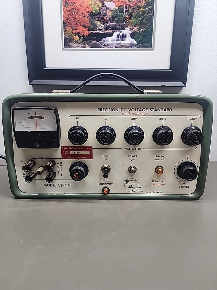EDC VS-11N Precision DC Voltage Refrence - Electronic Development Co.