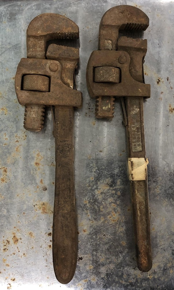 2 Pipe Wrenches 14'' Crusader Walworth Stillson vintage monkey