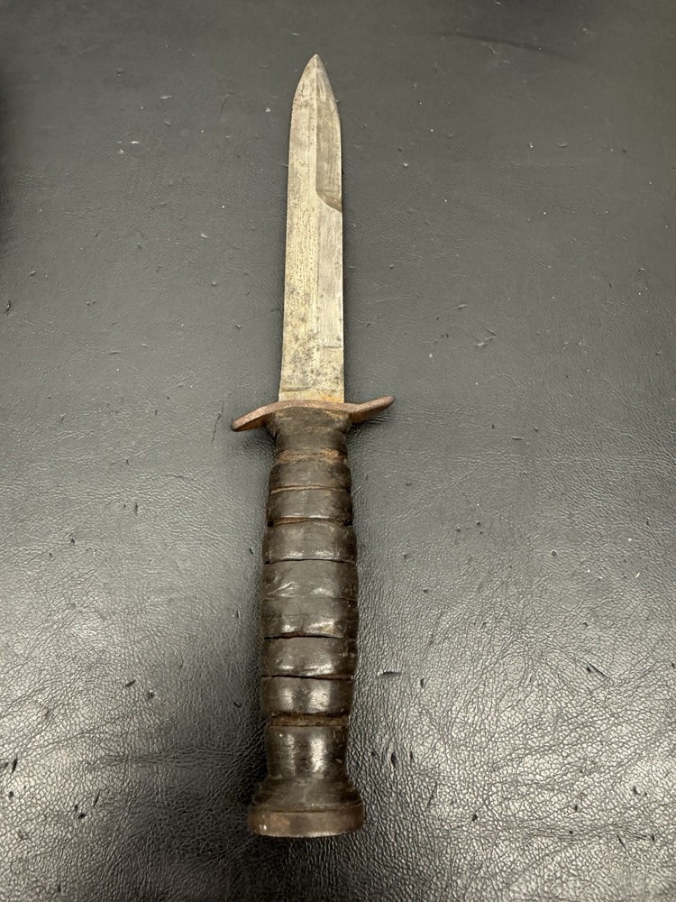 Vintage US M3 Knife With Scabbard