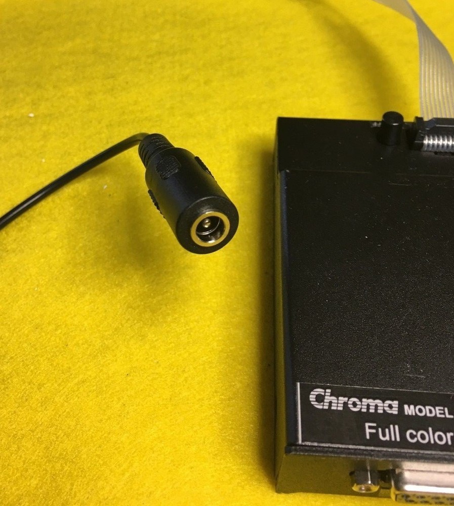 Chroma Model 58172 Full Color RGB Light Source (*)