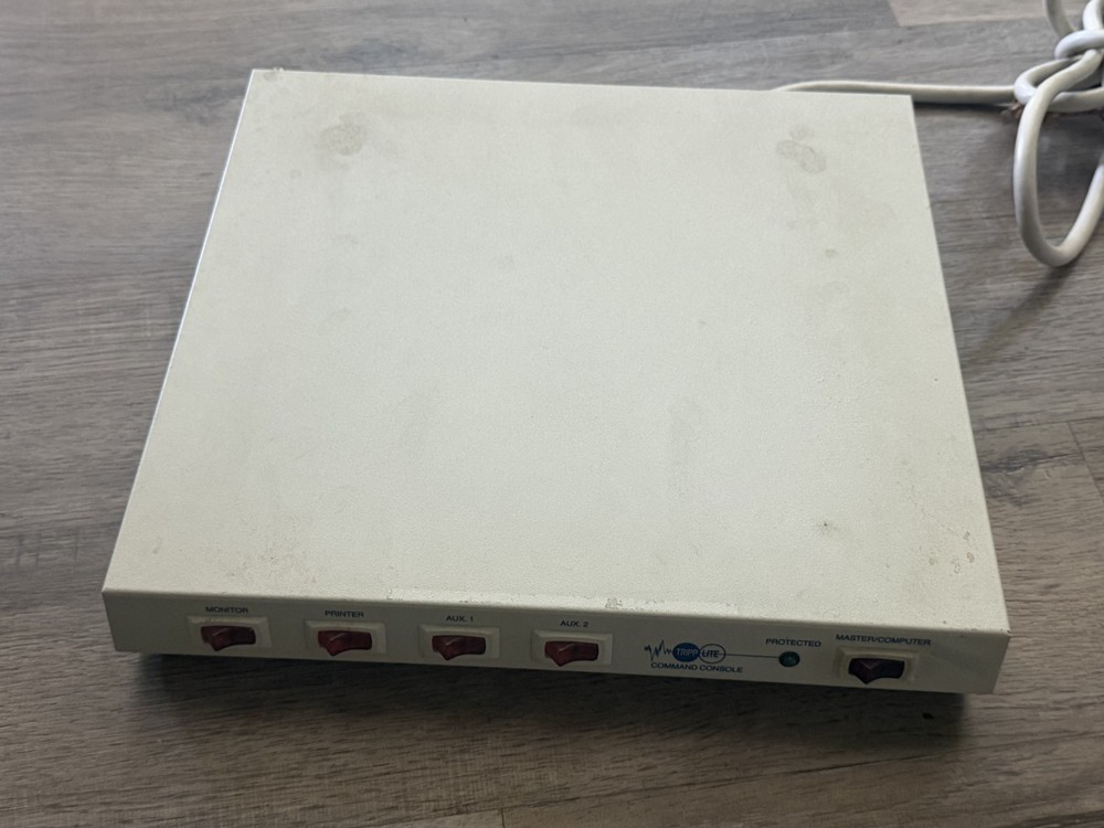 Vintage Tripp Lite CCI 6-12 Isobar Command Console Computer Power Supply