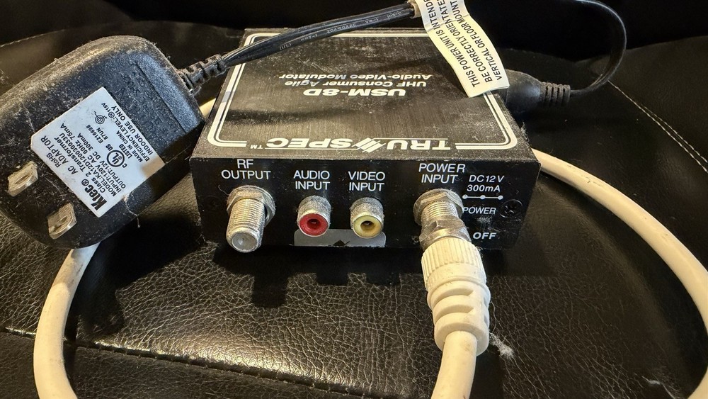 Tru-Spec USM-8D UHF Consumer Agile A/V Modulator UHF Modulator Used