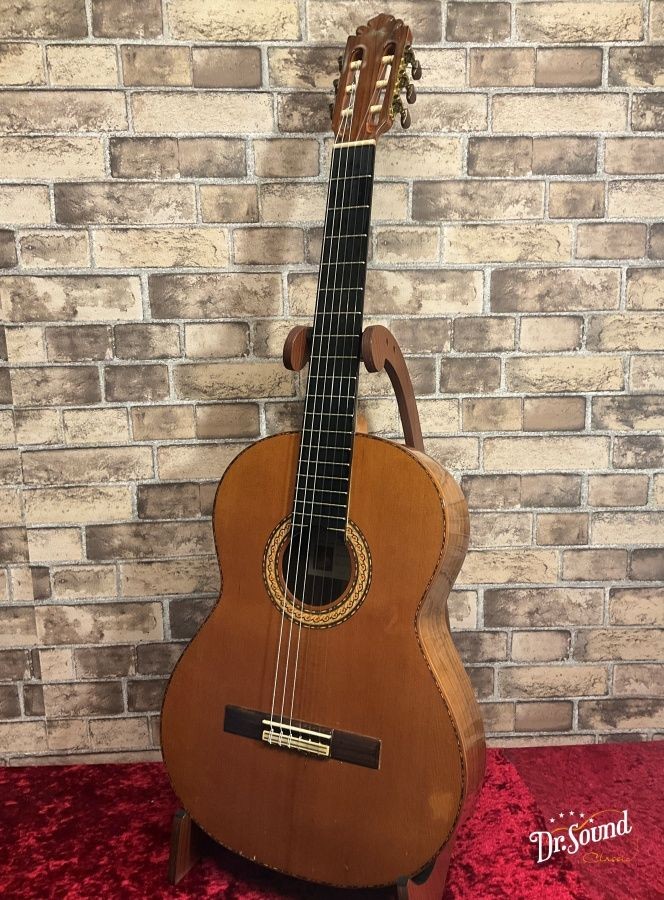 Manuel Rodriguez e Hijos Mod.E 2106 Classical Guitar Used