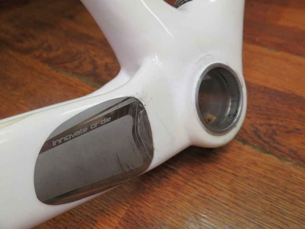 SPECIALIZED AMIRA COMP 8R FACT CARBON FRAME SET - S