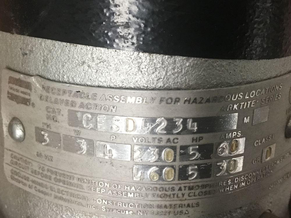 Crouse-Hinds - P/N: CESD4234 - Receptacle Explosion Proof