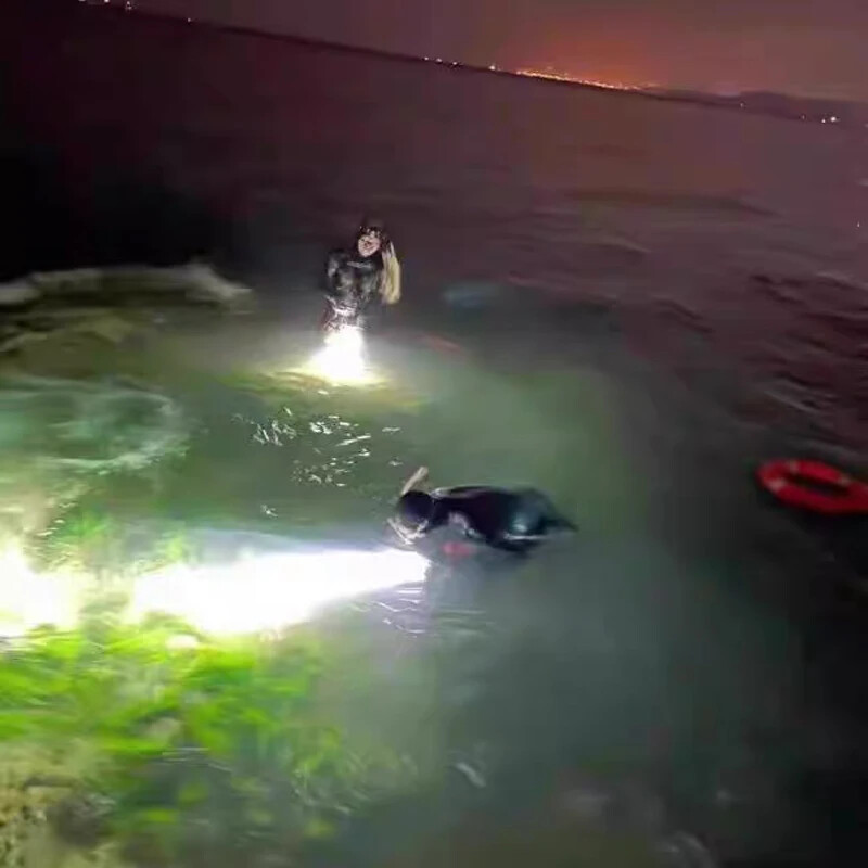 99000 Lumen LED Flashlight Professional Diving Flashlight Scuba Diving Light US