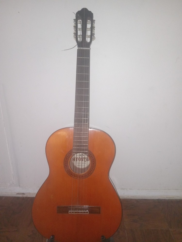 Hyostar SC-708 classical 1970s guitar