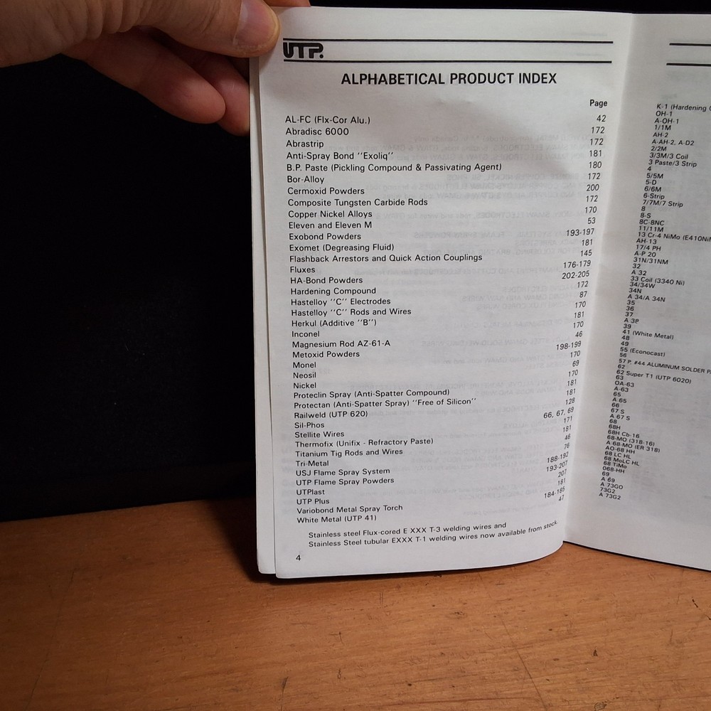 UTP Welding Guide: The Most Complete Welding Data Book Paperback