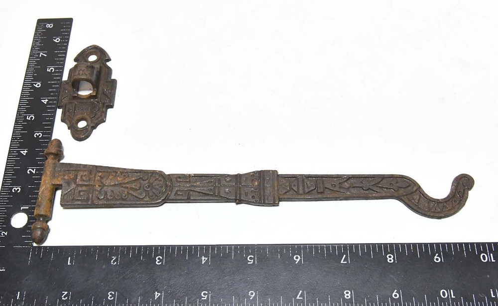VINTAGE CAST IRON WALL MOUNT PIVOT SWING WALL HOOK #2