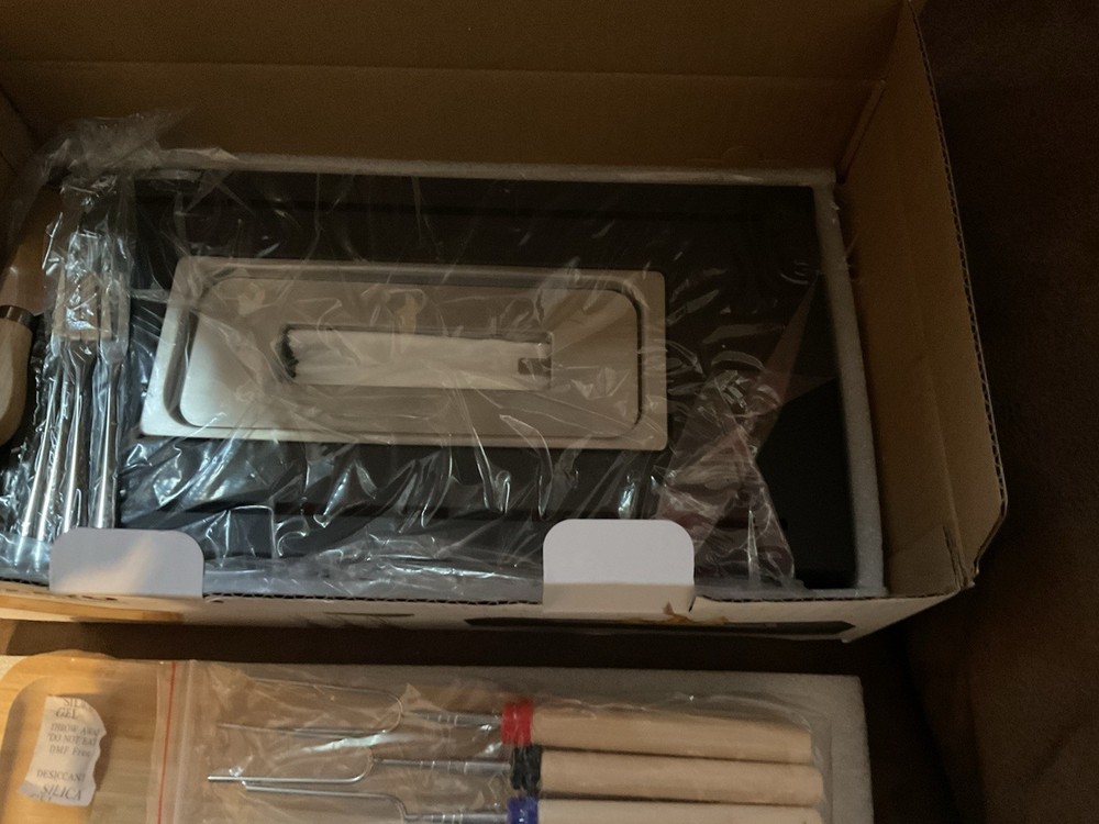 Rozato Tabletop Fireplace With S’more Accessories