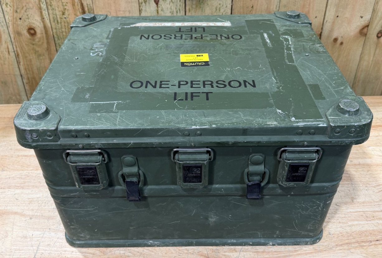 Zarges Metal K470 22.5x18x13.5" Military Surplus Storage Case Green