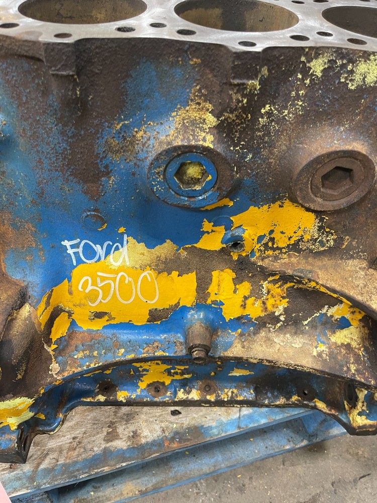 Ford 3500 Tractor Engine Block C5NN6015