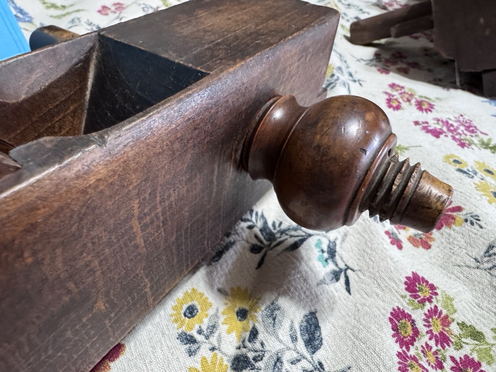 S.B.G. H. Chaplin #184 Woodworking Plane Antique Original Wooden Screws