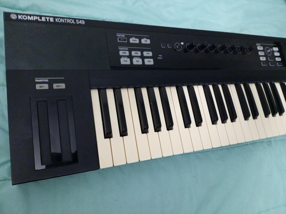 Native Instruments Komplete Kontrol S49 Keyboard For Parts