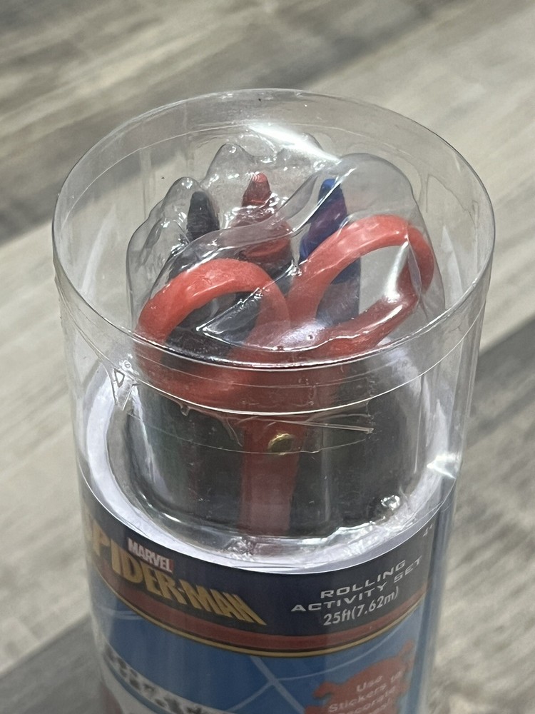 Marvel Spider Man Rolling Activity Set with 25 ft Coloring Sheet 4 Crayons New