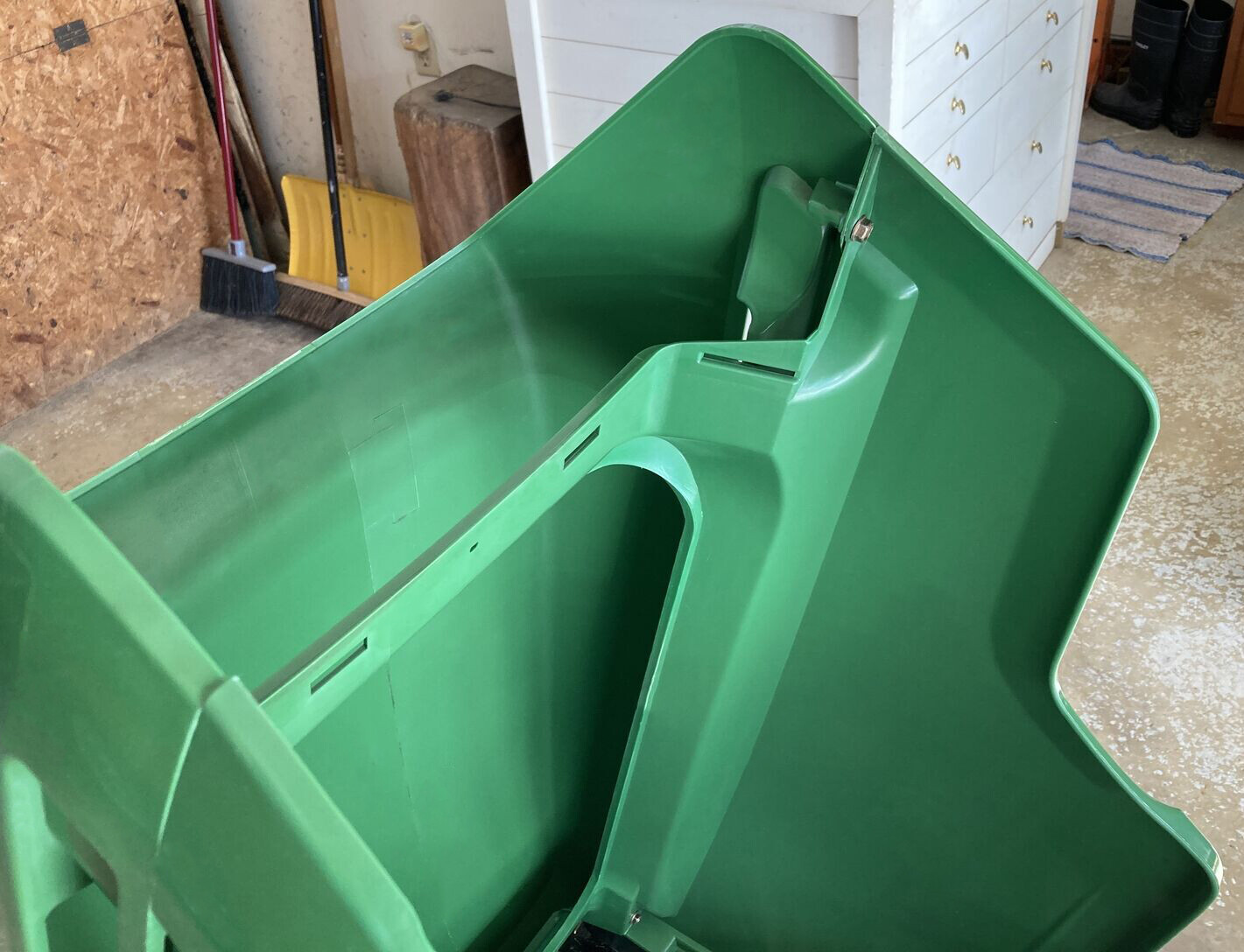 Lower & Upper Hood For John Deere GX255 GT225 GT235 GT245 for AM132688 AM132529