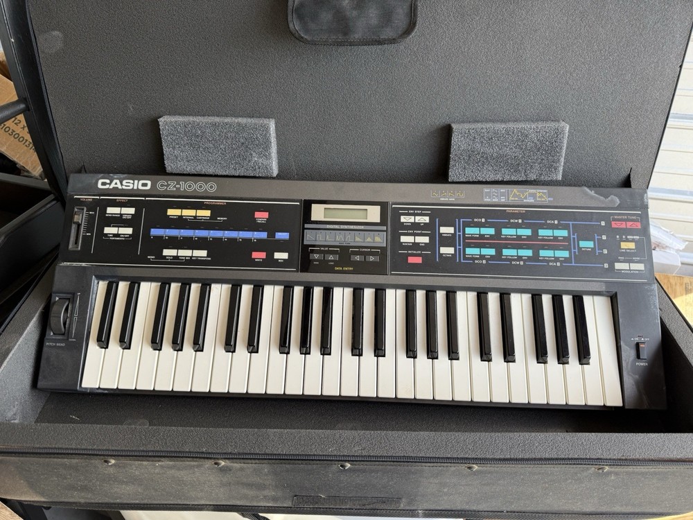 Casio CZ-1000 Classic 80s Tones! Untested