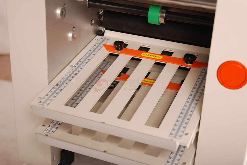 110V Automatic Paper Folding Machine Auto Document Leaflet Brochure Folder