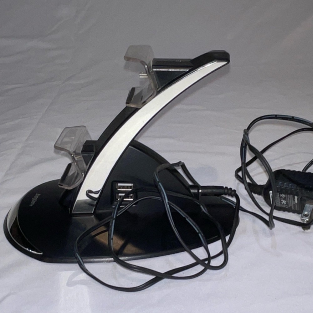 Energizer Dual Charging Dock for PlayStation 3 Controllers