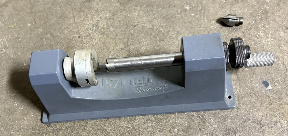 LYMAN Universal Case Trimmer Reloading Chamfer Debur Attachment