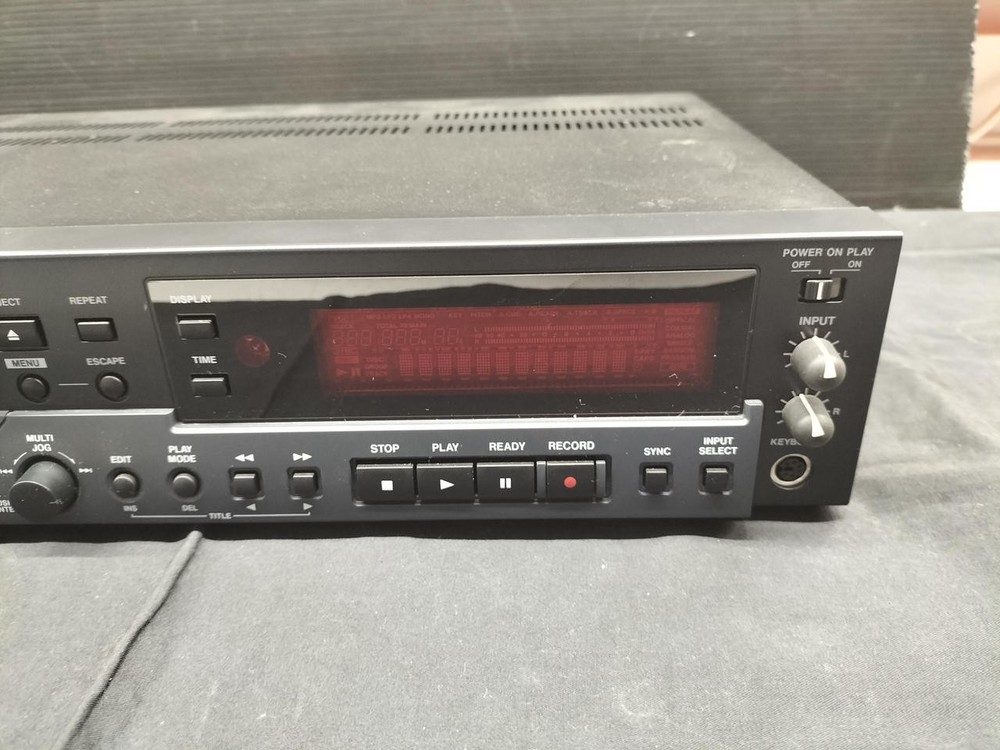 TASCAM MD-02B MiniDisc Player Deck Tested Working w/ Remote