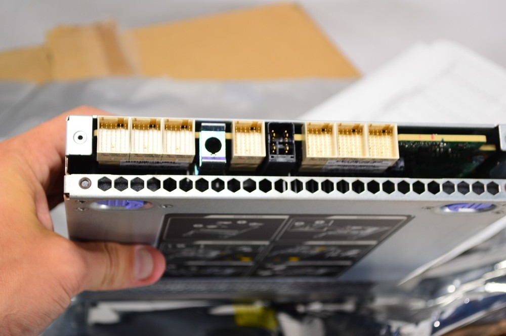 NetApp 111-0-2505+A8 Controller Module