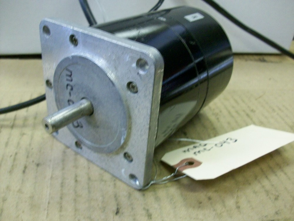 VEXTA UPH596-AM STEPPING MOTOR