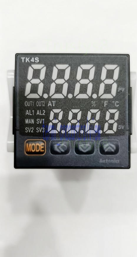 1PCS NEW AUTONICS TK4S-24SN TK4S24SN Temperature Controller