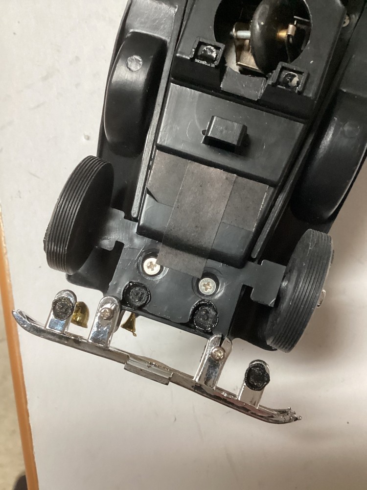 VINTAGE UNBRANDED WIRE CONTROL CAR